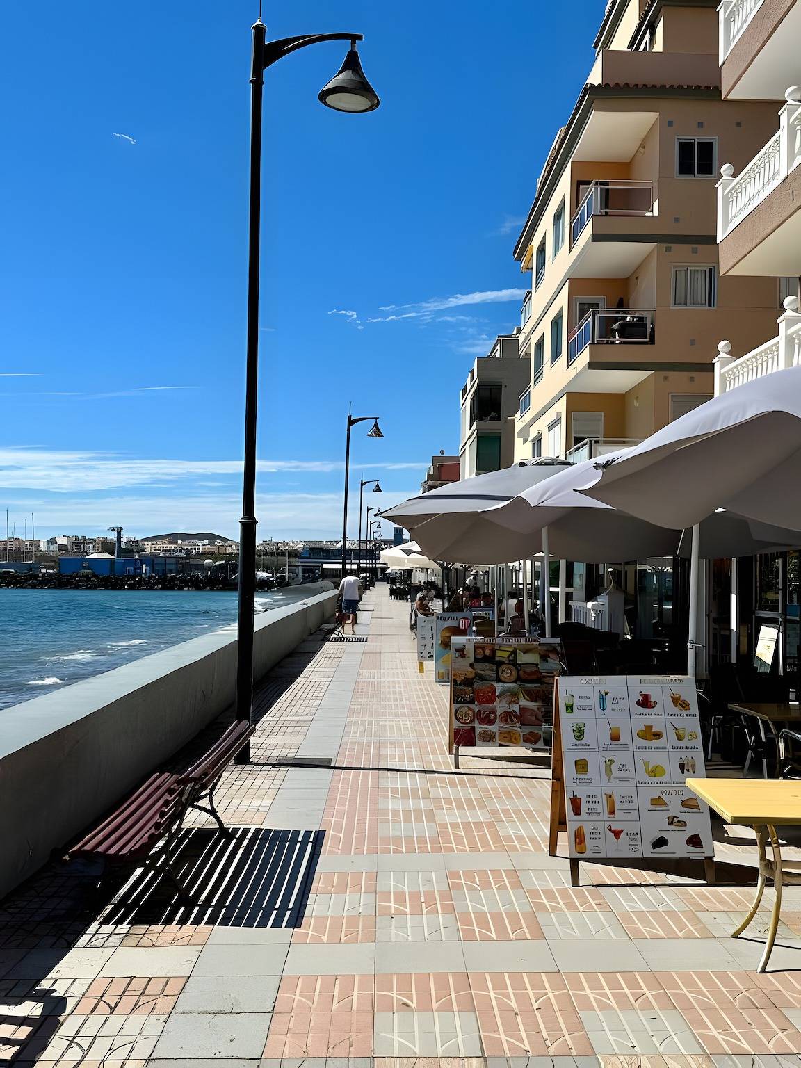 Vacation Home 'Casa Veronica 1 Planta Baja' with Wi-Fi in Las Galletas, Arona