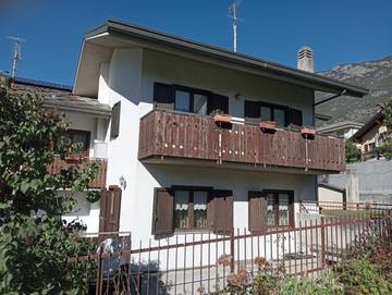 Location de vacances pour 2 personnes, avec balcon et vue dans Saint-Vincent