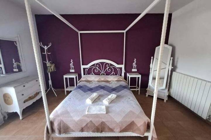 Villa Relax· Girona · ★4.81 · 4 bedrooms · 9 beds · 2 baths in Maçanet de la Selva, Province de Gérone