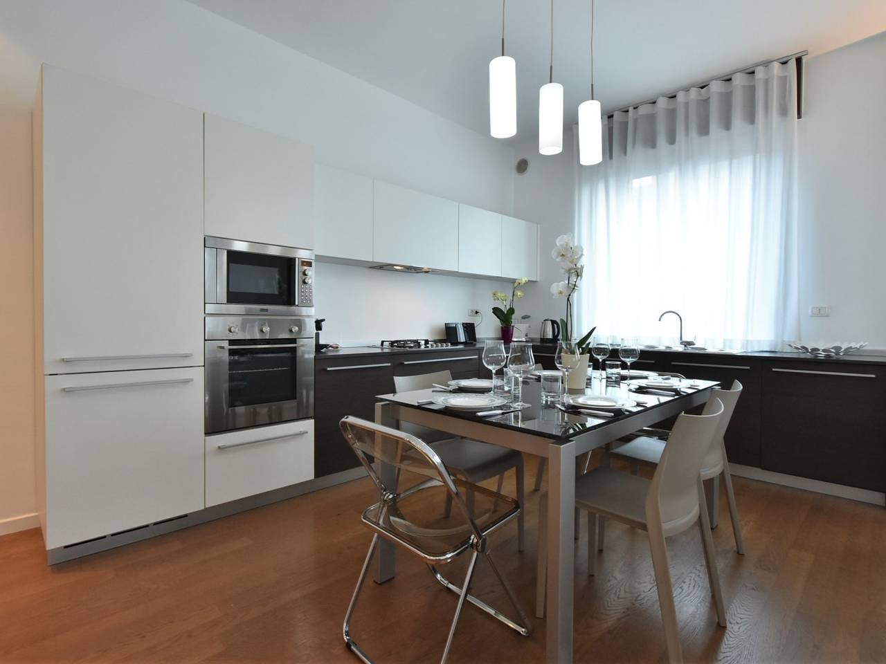 Entire apartment, Corso Genova Apartment in Milan, Milan Province
