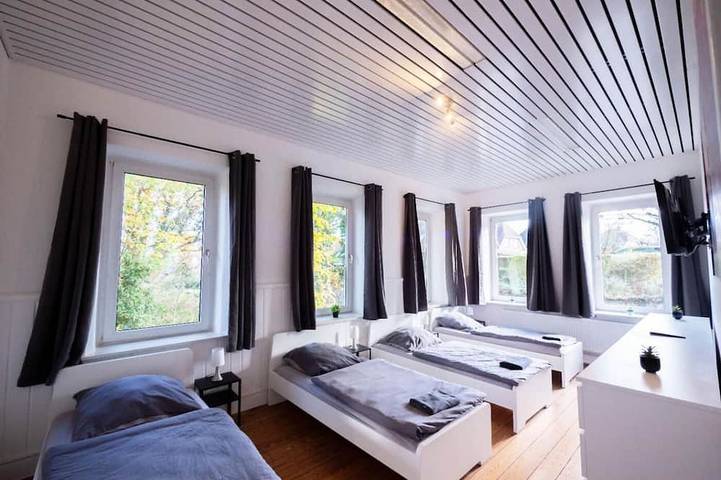 Ferienwohnung für 8 Personen, mit Garten