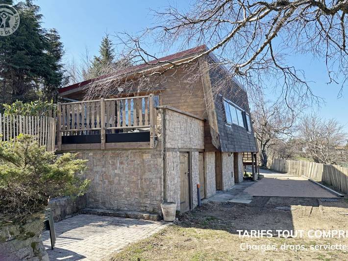 Gîte pour 6 personnes, avec Terrasse et Jardin à Le Bessat
