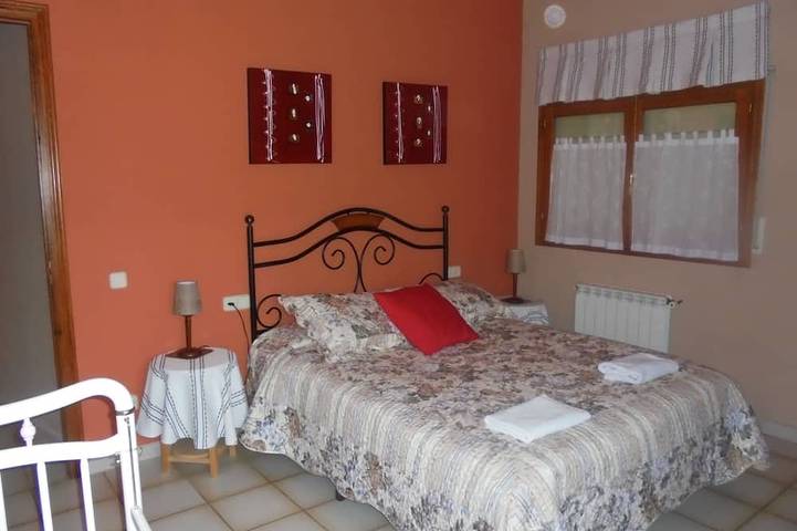Schönes Paarhaus in Sopeira, Aragonesische Pyrenäen