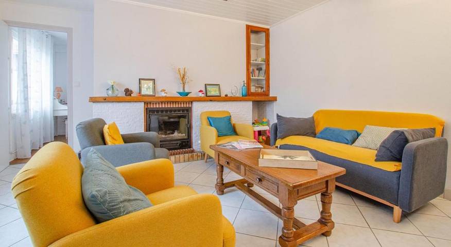 Location de vacances pour 6 personnes, avec jardin et terrasse dans Mailly-le-Camp - 4