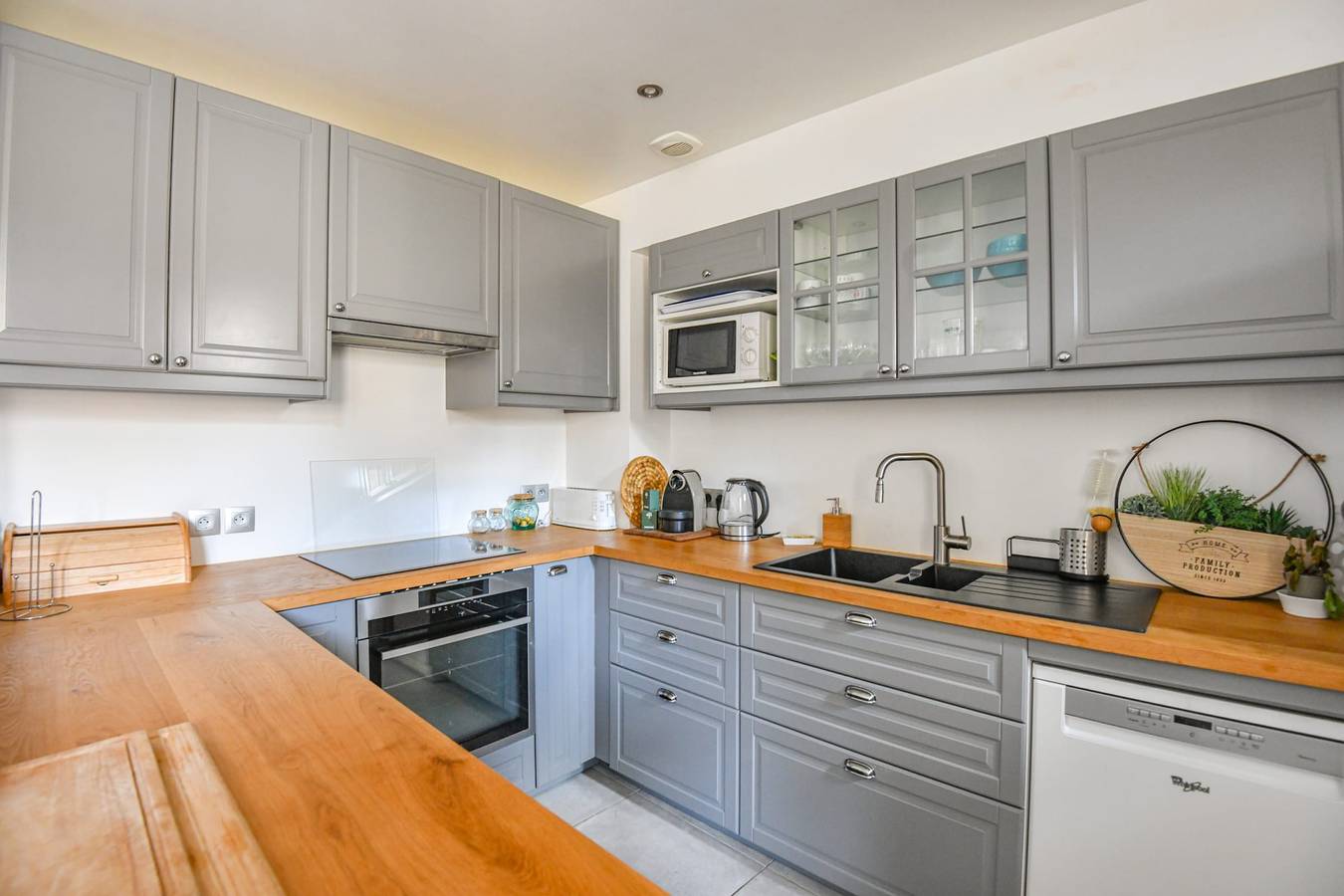 Ganze Wohnung, Ferienwohnung für 6 Personen mit Terrasse in Marseille, Marseille und Umgebung
