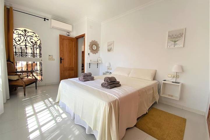 Imposante Villa mit privatem Pool & Meerblick auf Finca in Benajarafe, Vélez-Málaga