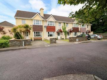 Gîte pour 6 personnes, avec jardin dans Skibbereen