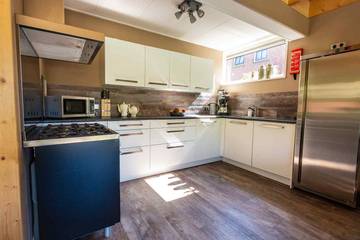 Chalet für 18 Personen in Haaksbergen, Overijssel, Bild 2