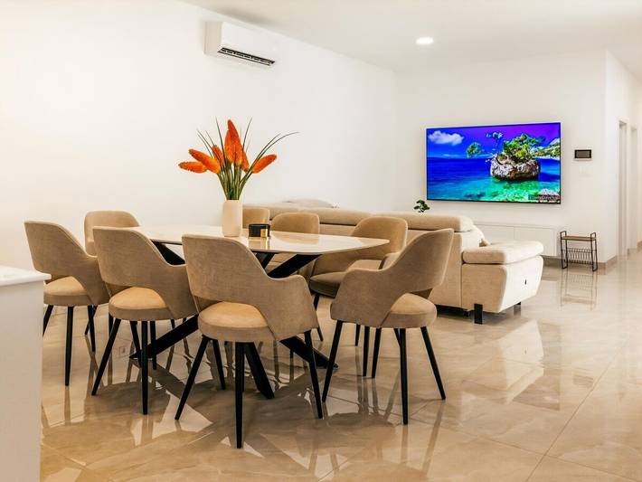 Villa Aura with heated pool in Imotski, Makarska Riviera