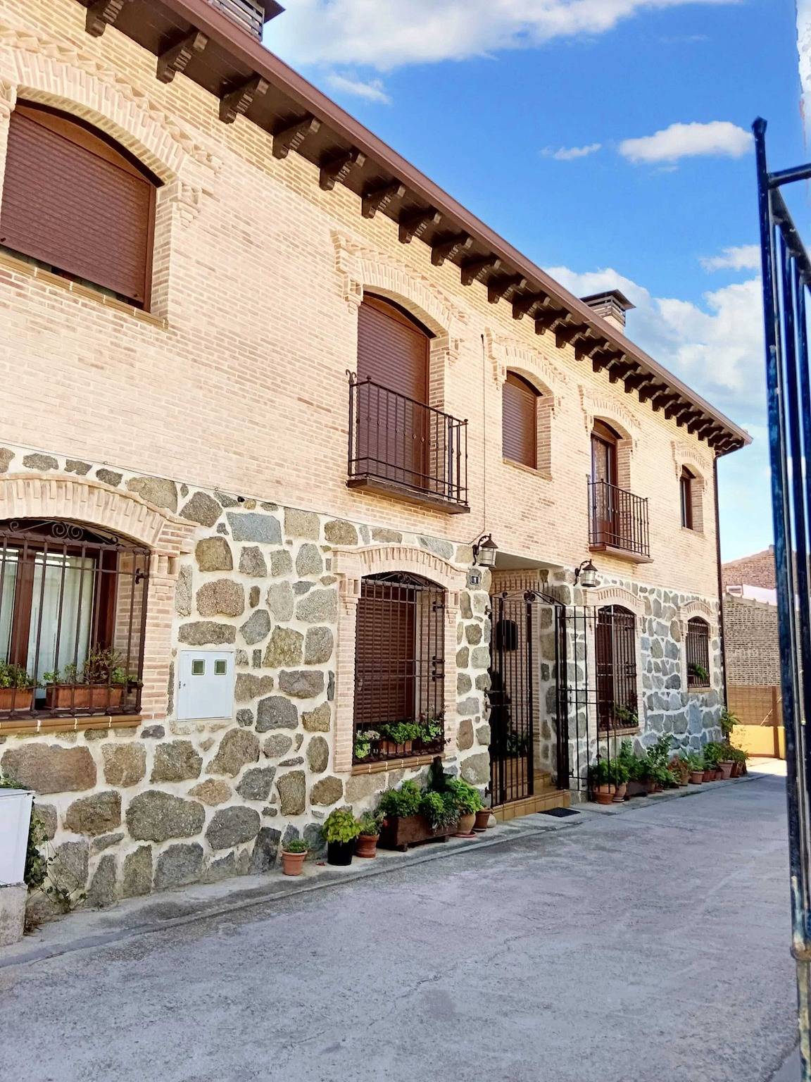 Maison spacieuse à Cenicientos avec vue sur la montagne in Cenicientos, Communaute de Madrid