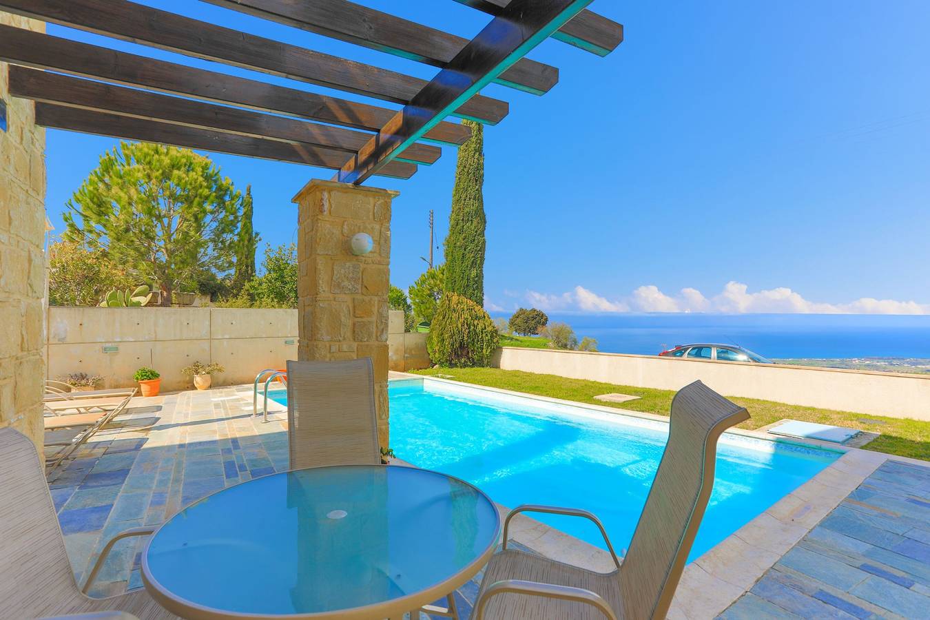 Villa Styliani: Panoramic Views, Pool, away in South Cyprus