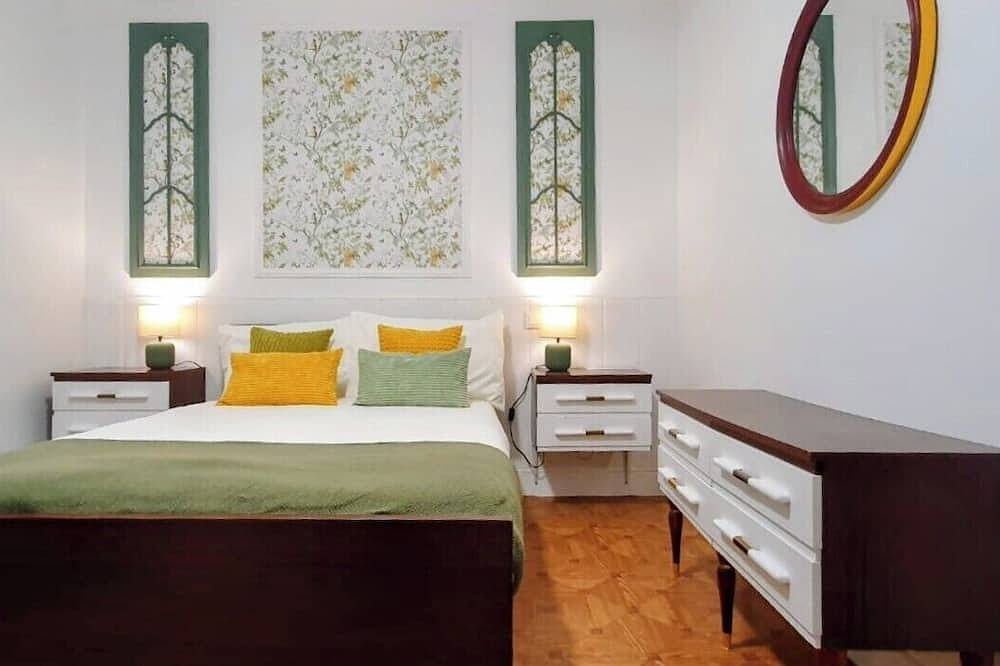 Entire apartment, Charming apartment in Vigo with views of the valley (pet friendly) in Vigo, Galician Coast