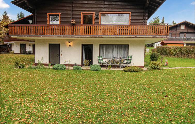 Ferienwohnung für 4 Personen, mit Terrasse und Garten sowie Ausblick in Kummersdorf (Arrach)