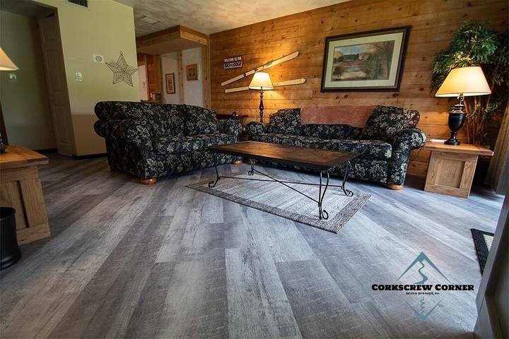 Ferienwohnung für 8 Personen, mit Whirlpool und Pool sowie Balkon - 1