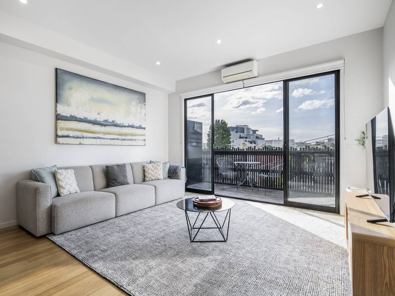 Holiday Apartment for 6 People in Melbourne, Victoria