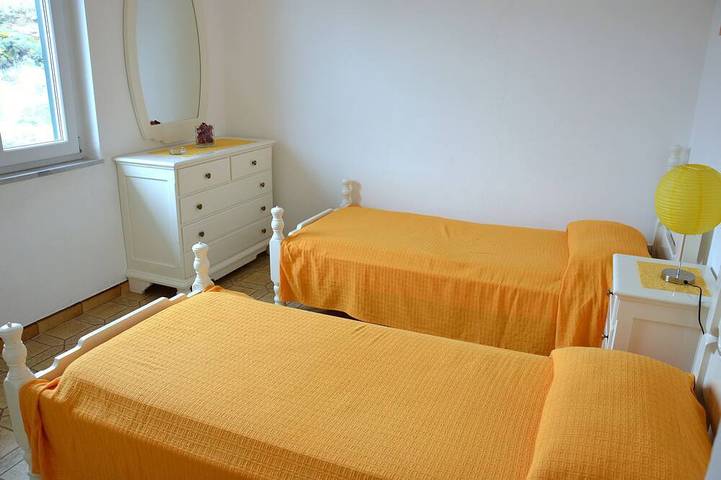 Gîte pour 8 personnes, avec balcon à Ponza - 3