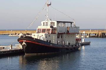 Péniche pour 9 personnes, avec balcon en Bretagne