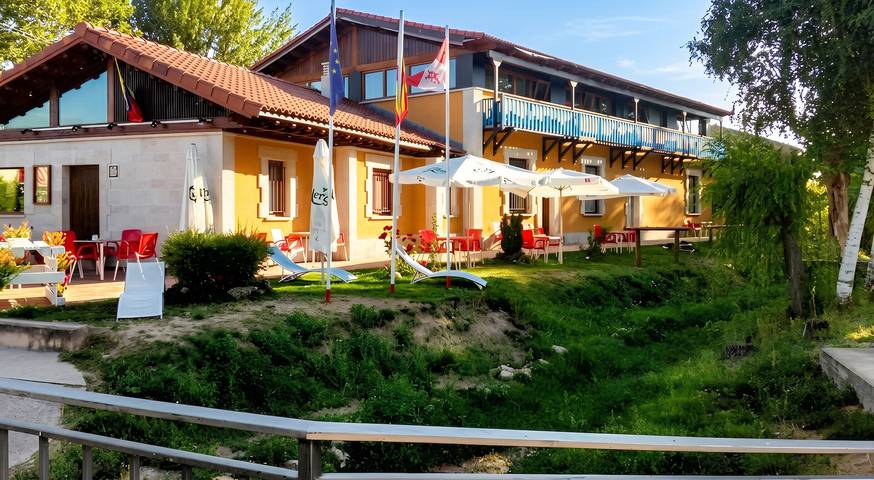 Geräumiges und modernes Haus in Cardeñuela Riopico in Cardeñuela Riopico, Burgos Provinz