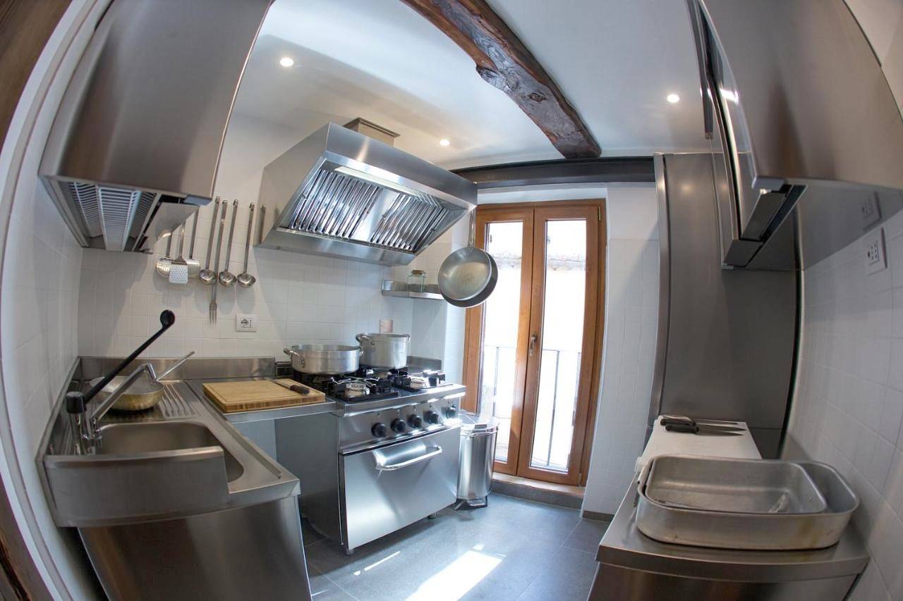 Triple Room with Private Bathroom in Patrica, Province de Frosinone