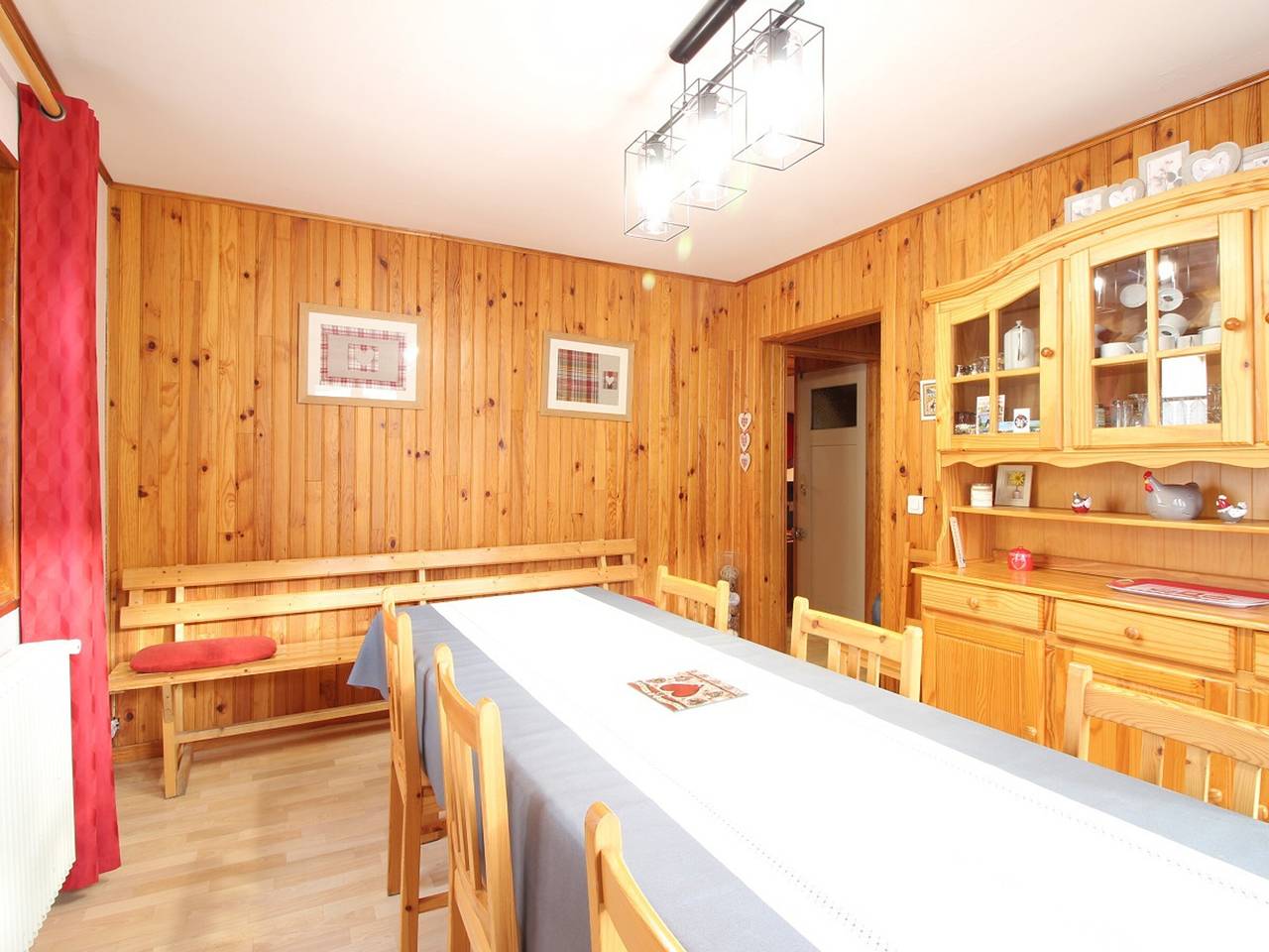 Chalet 6 pièces, 8 pers, proche centre, Wifi in Mont-Dore, Parc naturel régional des Volcans d'Auvergne