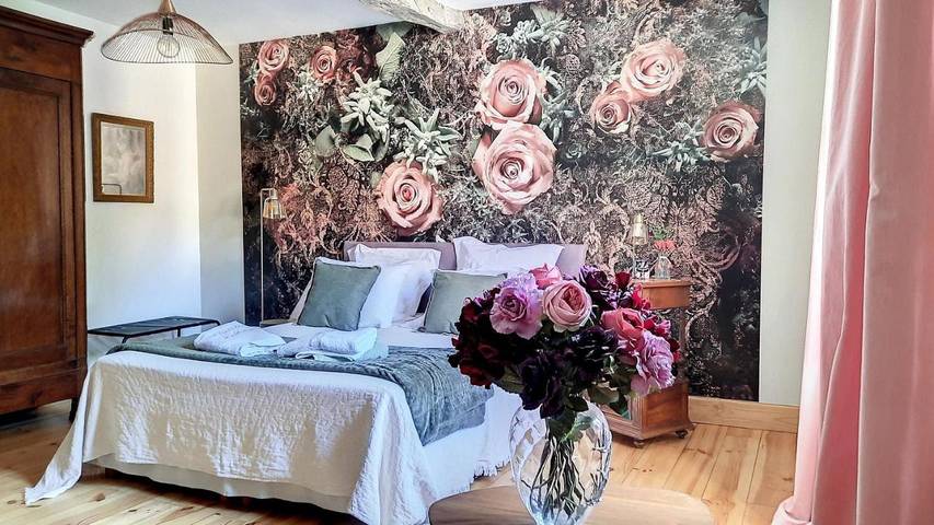 Gîte pour 2 personnes, avec jardin et terrasse à Bruniquel