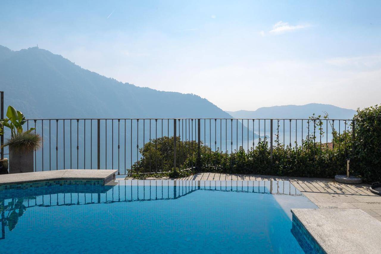 Villa Kirivangio with Pool & Spa in Rovenna, Cernobbio