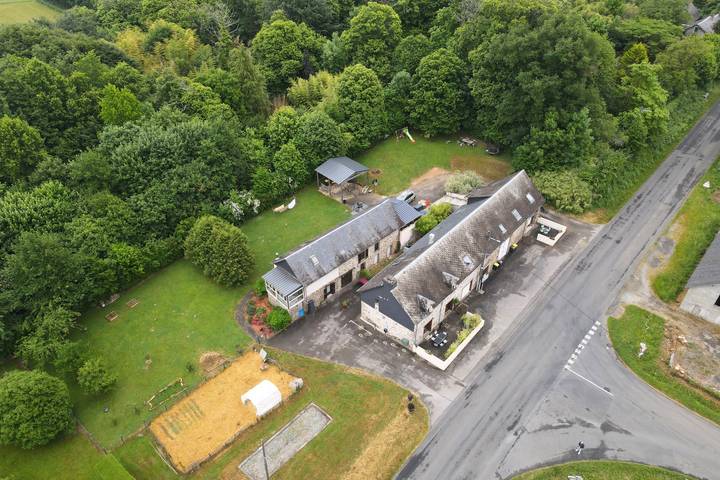 Gîte pour 4 personnes, avec terrasse et jardin, animaux acceptés