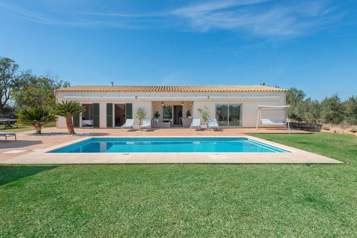 Sa Finca - Villa with private pool in Muro. Free Wifi in Muro, North Majorca