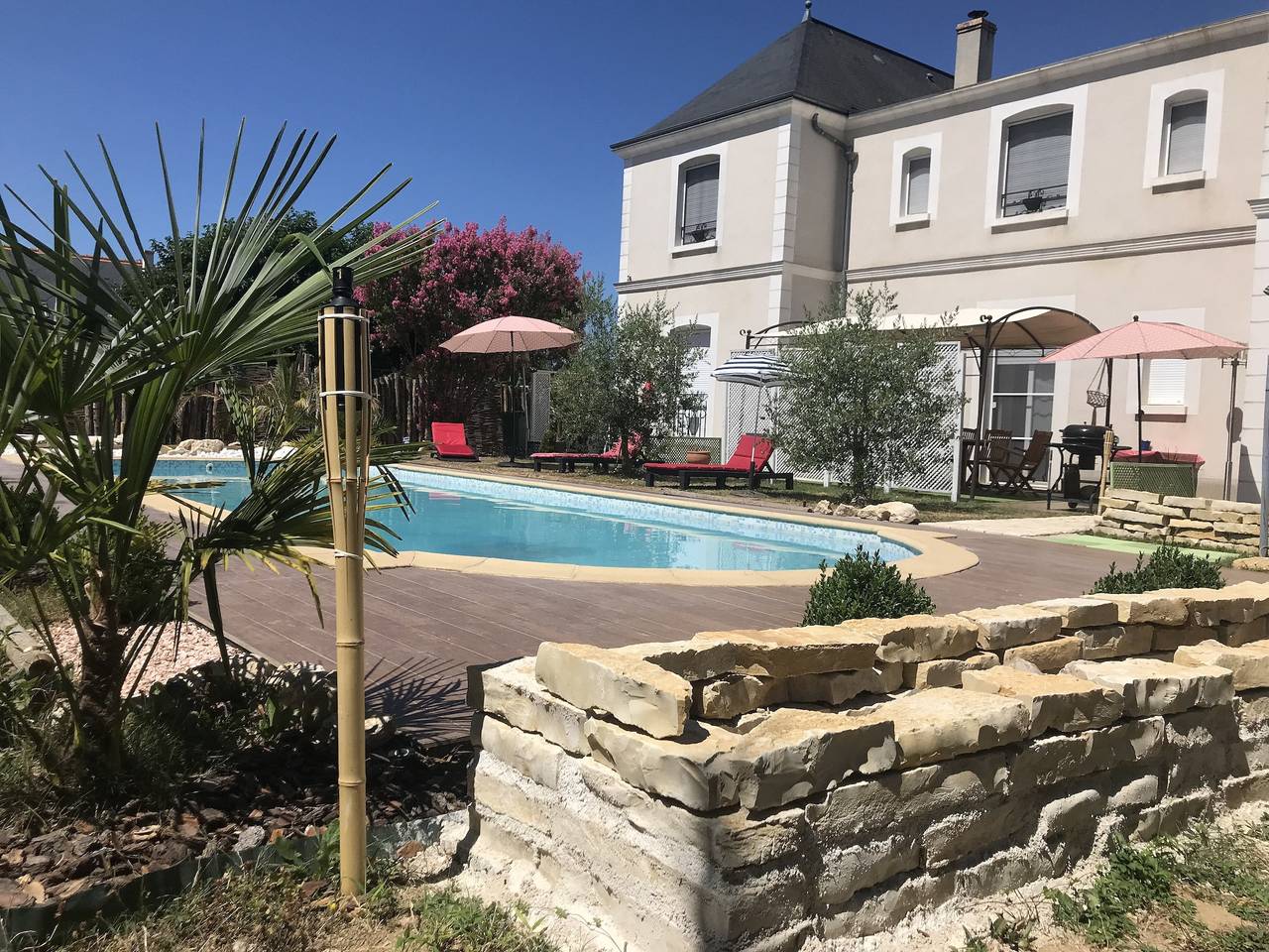 Villa refinada en Saint-Cyr-sur-Loire con piscina privada in Saint-Cyr-sur-Loire, Región de Tours