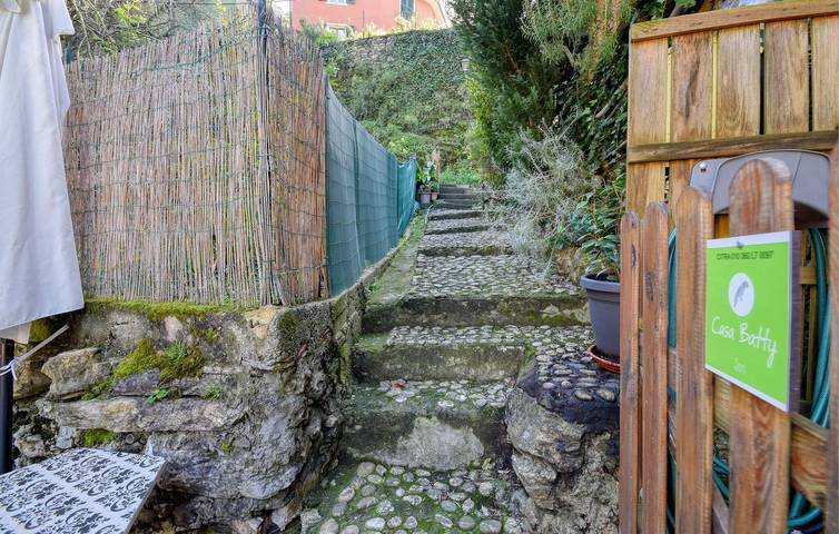 Gîte pour 4 personnes, avec terrasse à Sori - 2