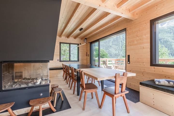 Chalet soljanel, Adossé à la forêt, Face au Mont-B in Chamonix-Mont-Blanc, Région de Bonneville
