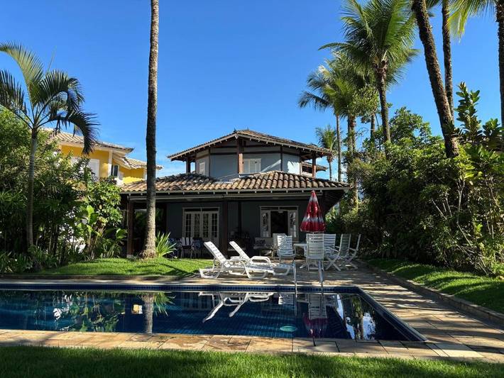 Villa für 9 Personen, mit Ausblick und Sauna sowie Pool und Garten - 1