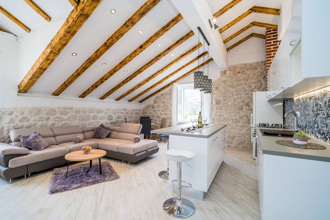 Villa Ro-Ma - Three Bedroom Villa with Terrace and Sea View in Slano, Condado de Dubrovnik-Neretva