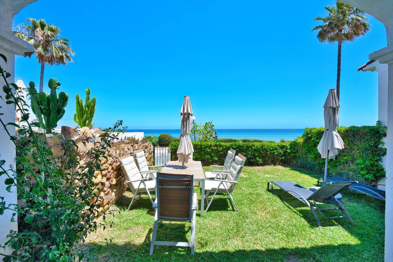 3133 Beachfront Townhouse in Aldea Beach in Alboran Hills, Manilva