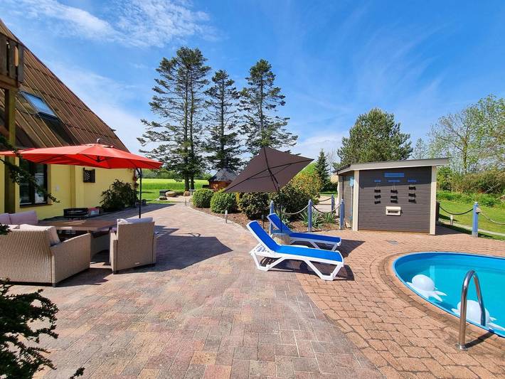 Ganze Wohnung, Ferienwohnung Feldkieker auf wunderschönem Ferienhof nahe der Ostsee mit Sauna und Pool in Schwartbuck, Südliche Ostseeküste