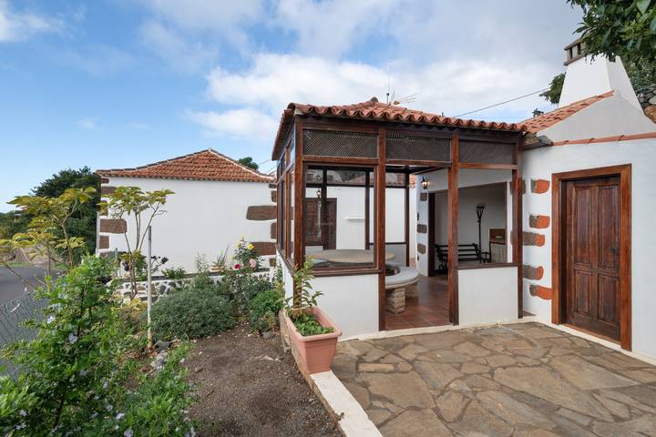 Ferienhaus für 3 Personen, mit Garten