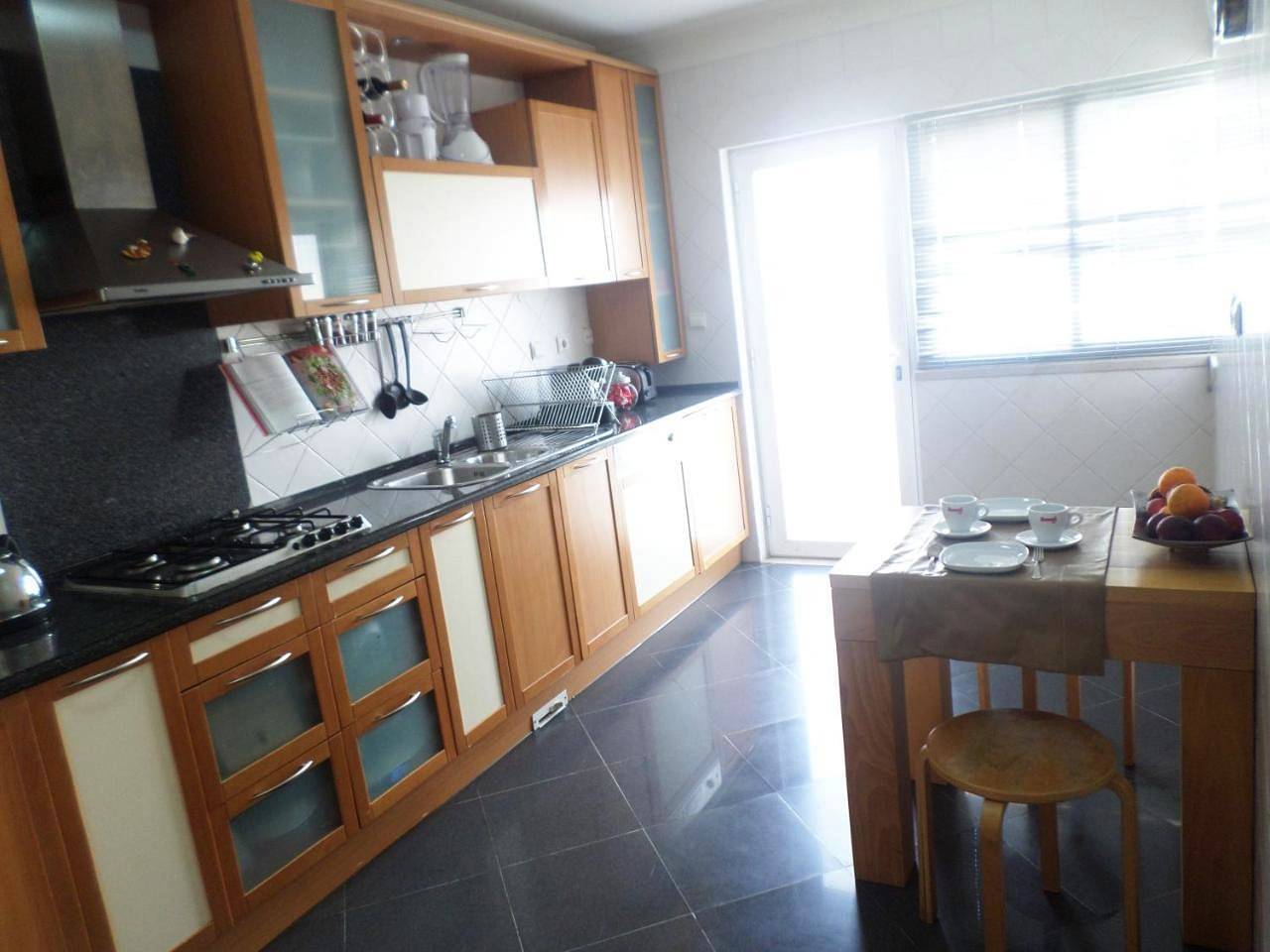 Apartamento inteiro, 33 José Farinha in Lisboa, Costa de Lisboa