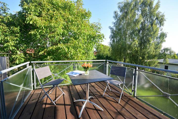 Ferienwohnung für 3 Personen, mit Ausblick und Garten, kinderfreundlich in Schwerin - 2