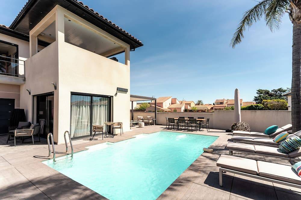 La Badoumba · Heated Pool & Jacuzzi in Saleilles, Mediterranean Coast (France)