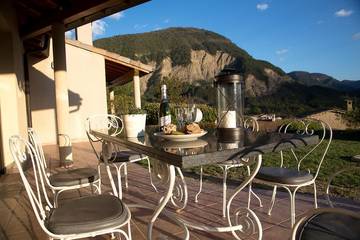 Location de vacances pour 9 personnes, avec jardin et terrasse, animaux acceptés à Châtillon-en-Diois