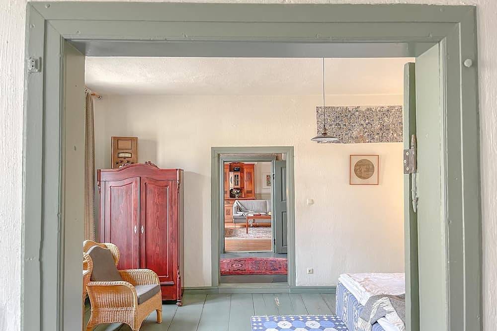 Traumhaff® memorial Summer by the Sea, private Nordicspa, 2 fireplaces, boat,dog in Rieth am See, Luckow