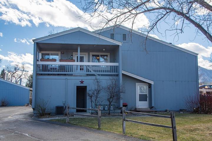 Appartement de vacances pour 5 personnes, avec jardin ainsi que piscine et balcon, animaux acceptés