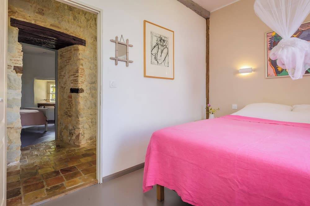 Vacation Castle Chateau Mondou in Villeneuve-sur-Lot, Villeneuve-sur-Lot region