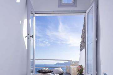 Villa for 4 People in Oia, Santorini, Photo 4