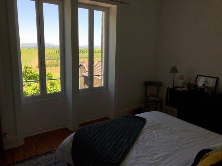Location de vacances pour 23 personnes, avec Balcon et Terrasse ainsi que Jardin et Piscine à Saint-Julien (Rhône) - 4