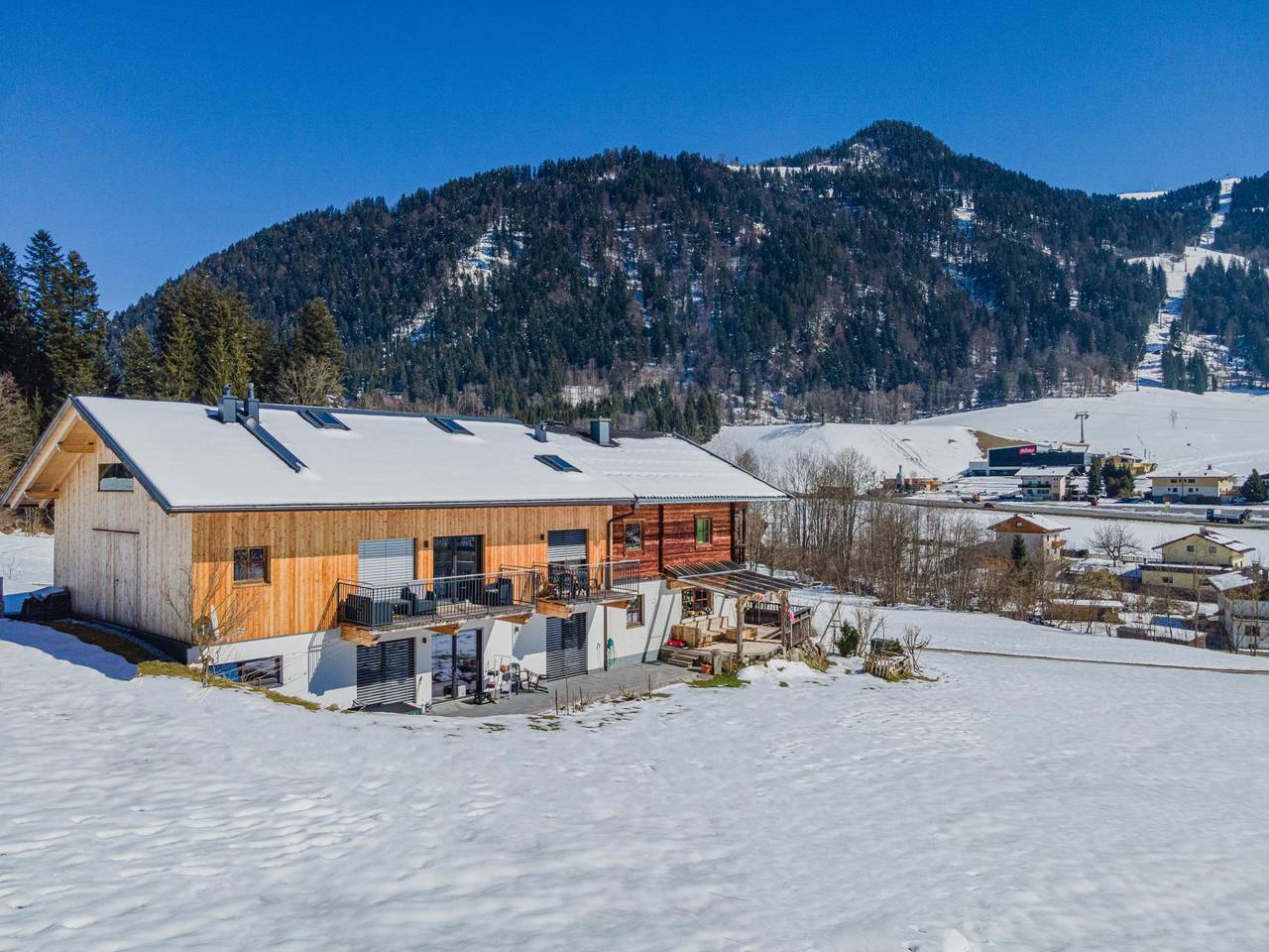 Ganze Wohnung, Wohnung mit Terrasse gegenüber dem Skilift
 in Itter, Kitzbüheler Alpen