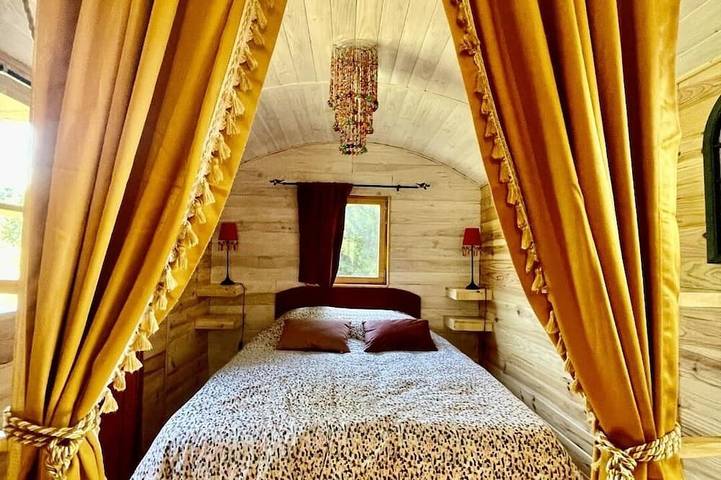 Location de vacances pour 13 personnes, avec jardin et terrasse, animaux acceptés à Labouheyre - 2