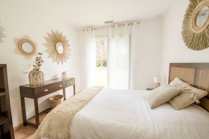 Location de vacances pour 8 personnes, avec jardin et terrasse à Gradignan - 4