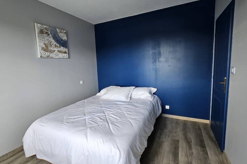 Villa with pool in Toulouse - 5 bedrooms, garden, 10 travellers in Cugnaux, Toulouse region