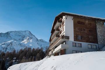 Gîte pour 5 personnes, avec jardin ainsi que balcon et vue dans Arolla